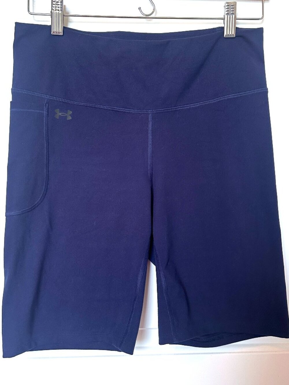 🌺 🌺 Under Armour Women’s Navy Blue Bike Shorts Size Large - Picture 4 of 10